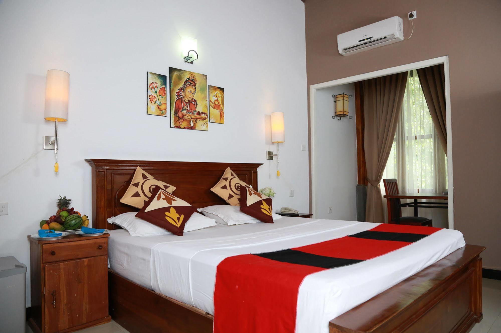 Grand Kalundawa - Dambulla'S Hidden Secret Hotell Eksteriør bilde