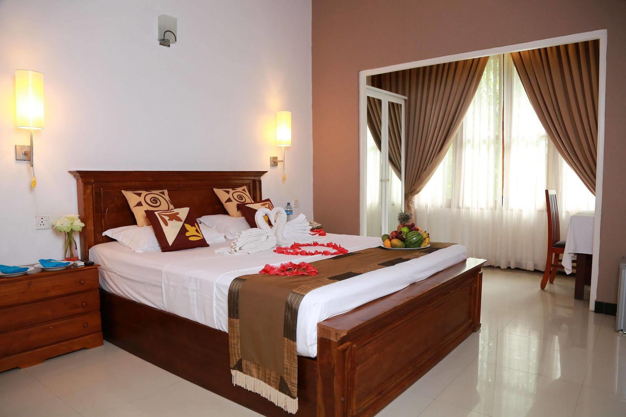Grand Kalundawa - Dambulla'S Hidden Secret Hotell Eksteriør bilde