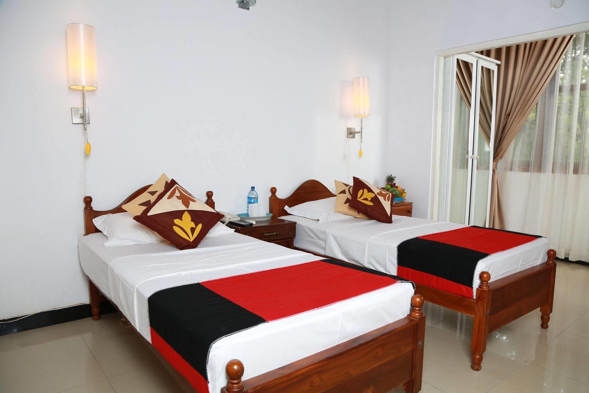 Grand Kalundawa - Dambulla'S Hidden Secret Hotell Eksteriør bilde